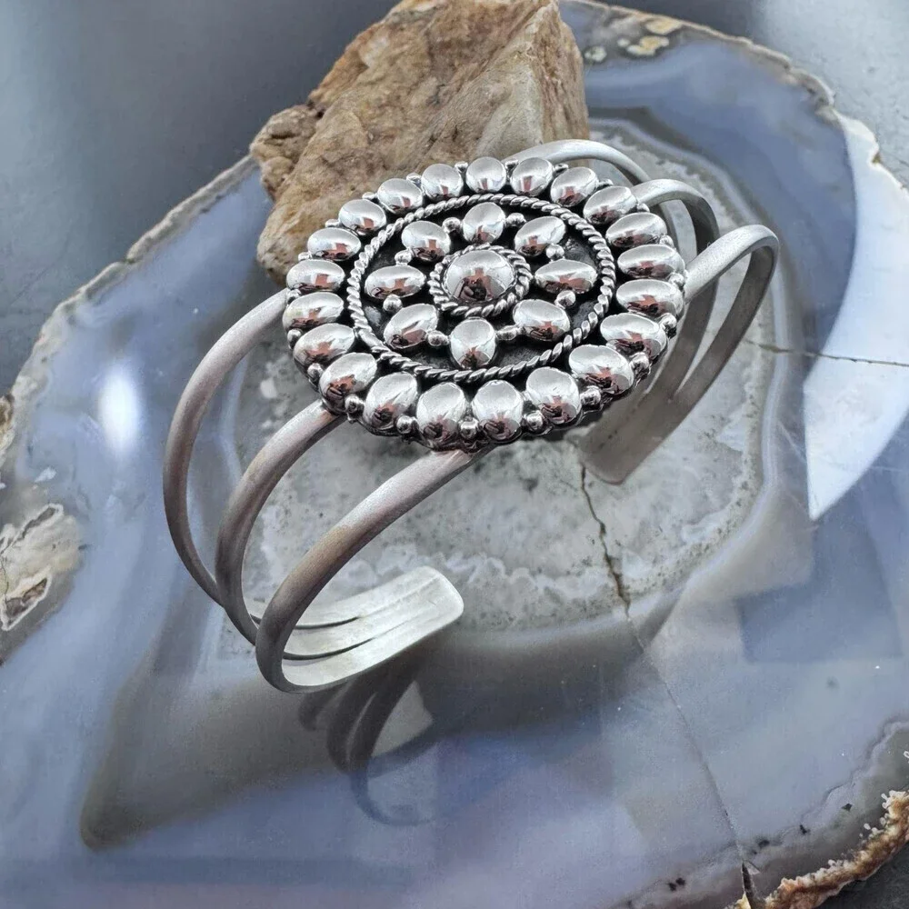 Sterling Silver Southwestern Style Flower Cluster Split Shank Bracelet For Women